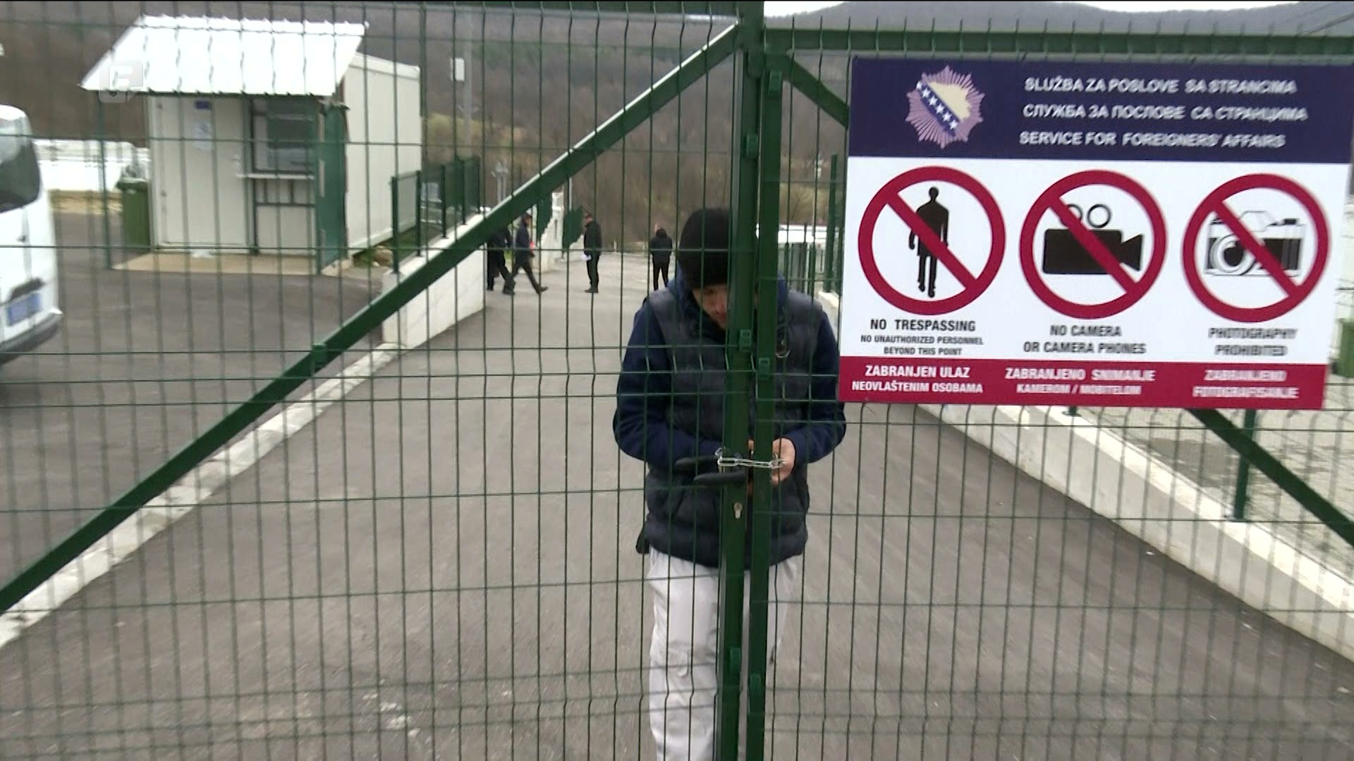 RH vraća migrante, u 'Lipi' se planira pritvorska jedinica, građani i vlast iznenađeni